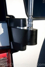 Load image into Gallery viewer, Bandi Mount for FJ Cruisers